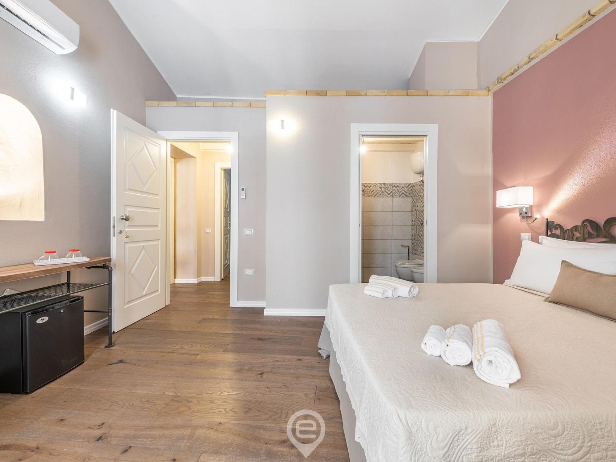Promenade Boutique Rooms - City Centre Cagliari Exterior photo